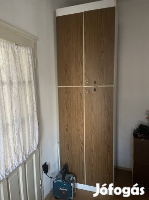 Szekrény, gardrób szekrény