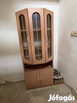 Szekrény (használt)