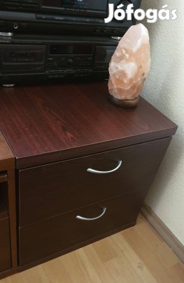 Szekrény eladó