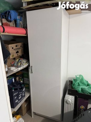 Szekrény eladó.  