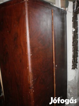Szekrény régi kétajtós szekrény garázsba, tárolóba eladó
