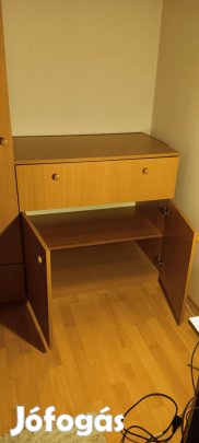 Szekrény tölgyfa színű 2db