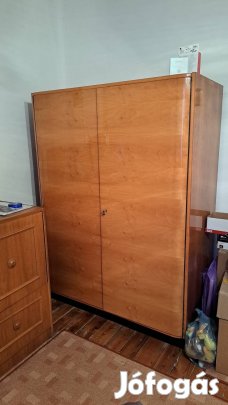 Szekrények ingyen