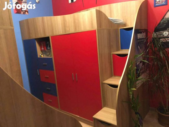 Szekrényes emeletes ágy 