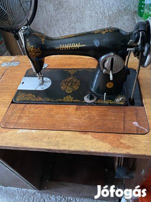 Szekrényes varrógép