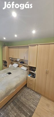 Szekrénysor Tatabánya