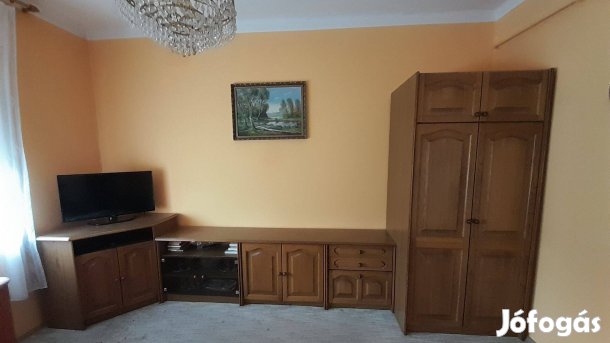 Szekrénysor +éjjeliszekrény