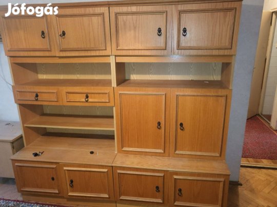 Szekrénysor, ülőgarnitúra