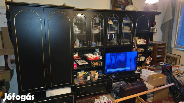 Szekrénysor bútor sürgösen eladó, jó állapotban