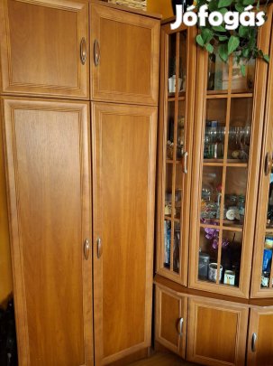 Szekrénysor eladó Pécsen 