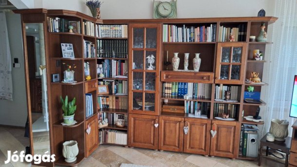 Szekrénysor helyre szabott, de átépíthető