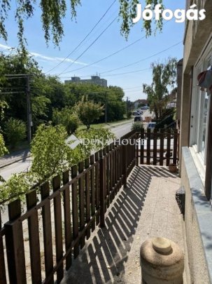 Szekszárdi 164 nm-es ház eladó