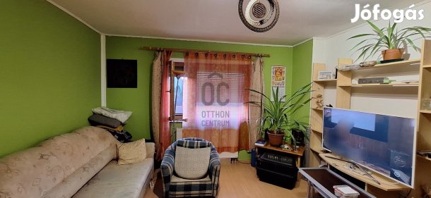 Szekszárdi eladó tégla társasházi lakás