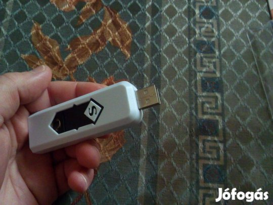 Szélbiztos öngyújtó USB-ről tölthető