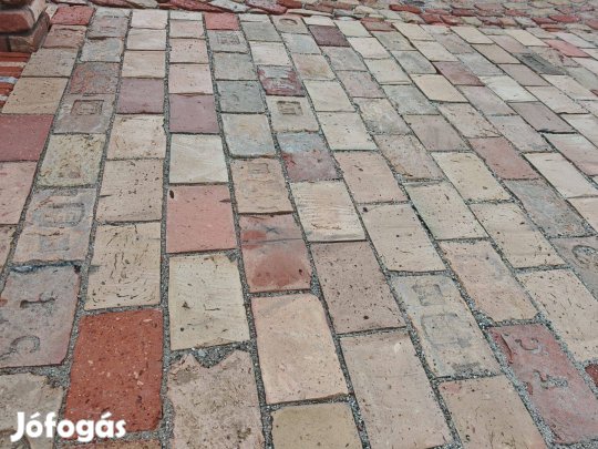 Szeletelt, vágott járólap, padló-burkolat kisméret Januári Vásár!