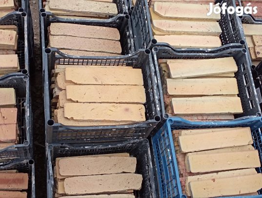 Szeletelt tégla, sárga belső téglaszelet 1700 Ft/nm! 