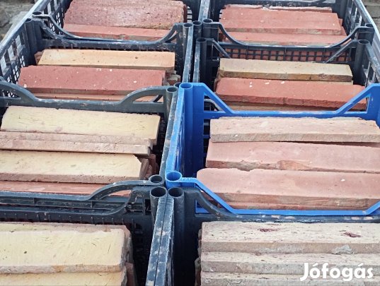 Szeletelt tégla, többféle színben 1700 Ft/nm!