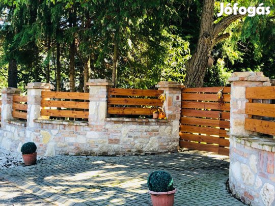 Szeletelt tégla, vágott, bontott tégla kerítés fedkő, fedlap burkolat