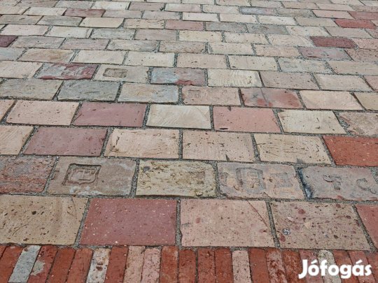 Szeletelt tégla, vágott tégla, járólap, padló-burkolat kis méretű