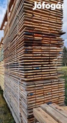 Szélezett fenyő deszka/20 cm széles/3 m hosszú