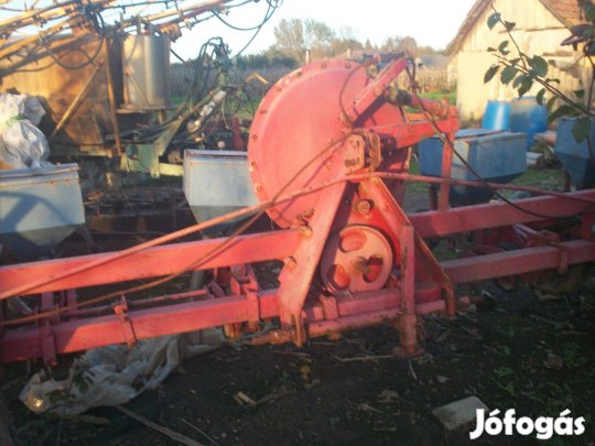 Szemenkénti vetőgép eladó