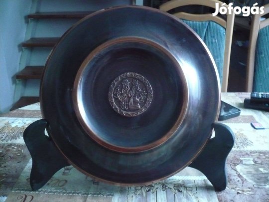 Szemrevaló díszes réz tányér