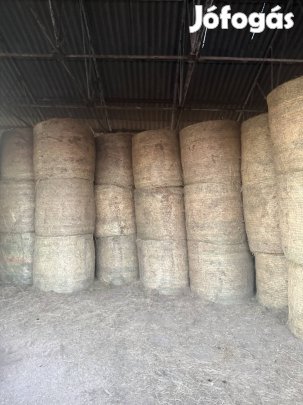 Széna eladó 1.osztályú