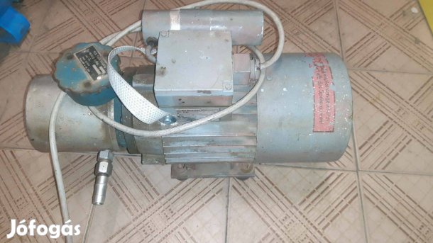 Szénlapátos kompresszor vákuumszivattyú