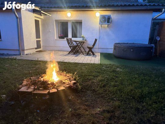 Szentendre Eladó privát ház kerttel 