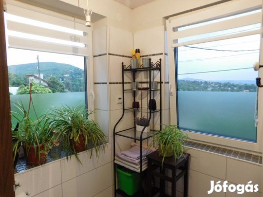 Szentendre, Napos sétány, 117 m2-es, családi ház, 4 szobás, jó