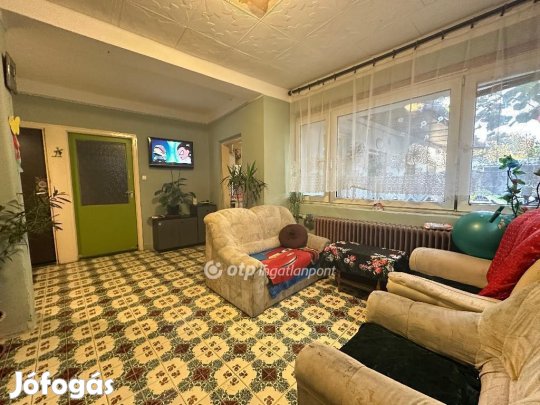 Szentesi 130 nm-es ház eladó