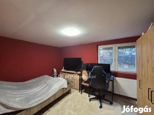 Szentesi 53 nm-es ház eladó