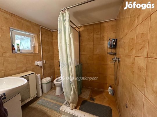 Szentesi 83 nm-es ház eladó