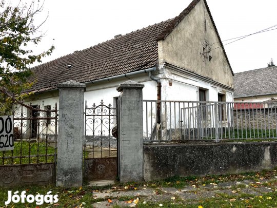 Szentgál fagerendás családi ház 2 szoba