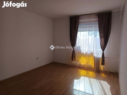 Szentlőrinci 57 nm-es lakás eladó