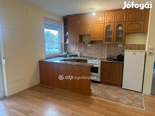 Szentlőrinci eladó 58 nm-es lakás