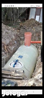 Szenyvíz esővíz gyűjtő tartály. 