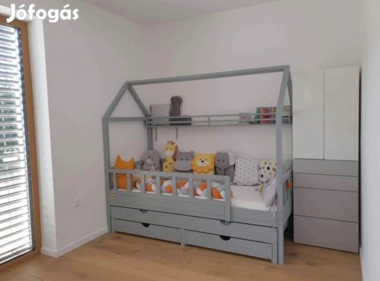 Szép Álmokat házikóágy 90×200 + kihúzható vendégágy + 2 matrac + könyv