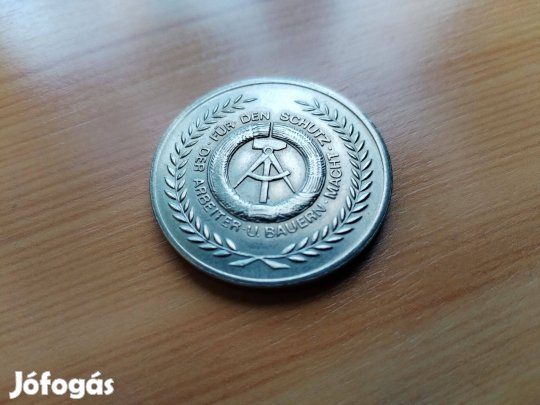 Szép NDK Repülős emlékérem régi db