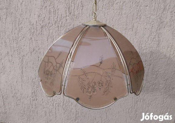 Szép, üvegbúrás csillár