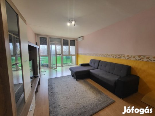 Szép állapotú 2. emeleti egyetemvárosi lakás