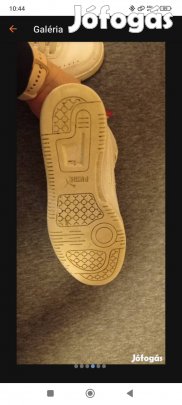Szép állapotú 37,5 Puma magasszárú edző cipő fehér