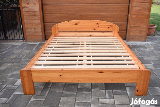 Szép állapotú Claudia kétszemélyes ágykeret ágyráccsal