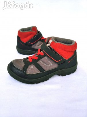 Szép állapotú Quechua Cross 28 méretű gyermek bakancs