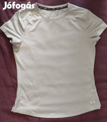 Szép állapotú Under Armour Run technikai női sport felső póló M