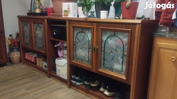Szép állapotú komód eladó