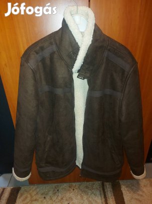 Szép állapotú mű irhadzseki eladó