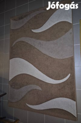 Szép állapotú szőnyeg 170 x 120 cm eladó