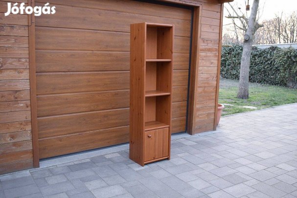 Szép állapotú tömör fenyő ajtós polc