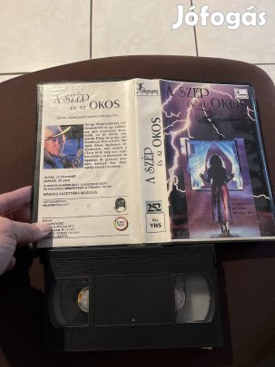 Szép és okos vhs nagytok krimi. 